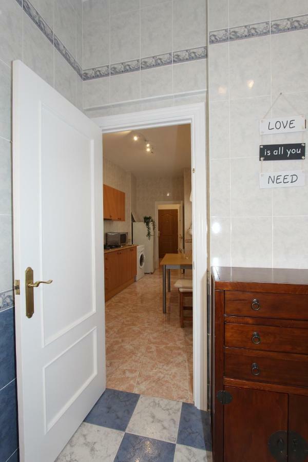 Apartamento Ollerias Малага Экстерьер фото