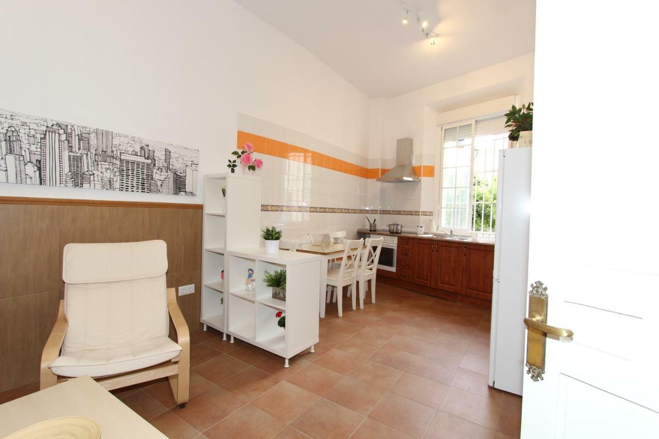 Apartamento Ollerias Малага Экстерьер фото