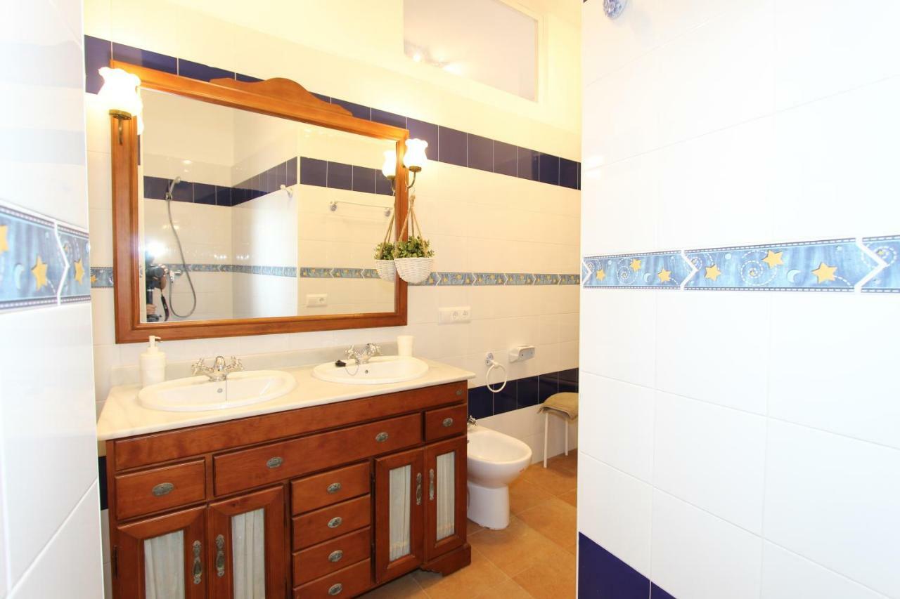 Apartamento Ollerias Малага Экстерьер фото