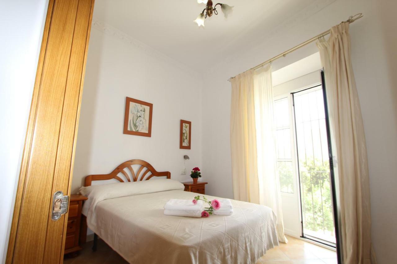 Apartamento Ollerias Малага Экстерьер фото